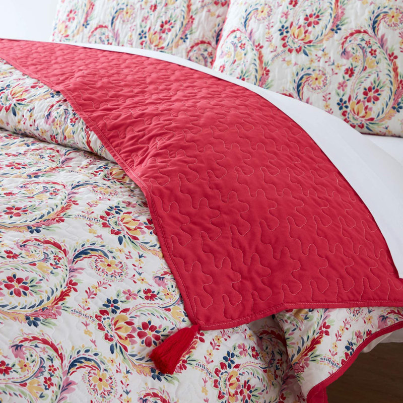 Paisley Quilt, Twin Quilt + 1 Standard Sham