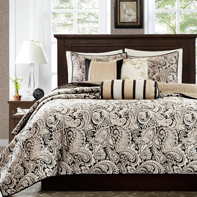 Black Quilt With Pillows - King/ King Traditional Allover Design Microfiber Reverse Cotton Filled For A Serene Night's Sleep Bedding Throw Style Night