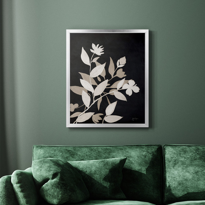 Silhouette de minuit I, toile encadrée de qualité supérieure - prête à être accrochée, Argent, H 24 po x l 20 po
