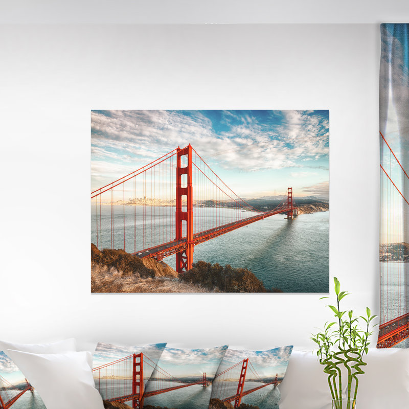 «Golden Gate Bridge in San Francisco» - reproduction, H 16 po x l 32 po x p 1 po, Toile tendue
