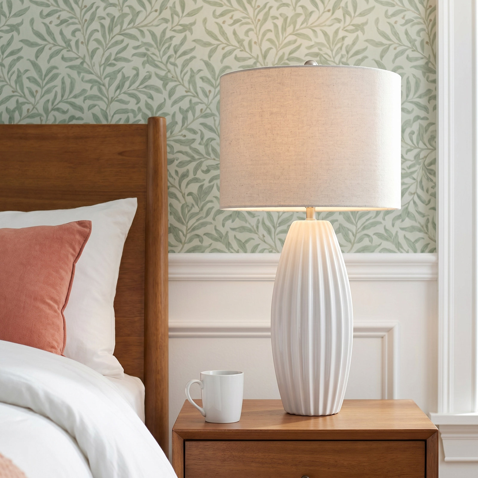 Medee Ceramic Table Lamp