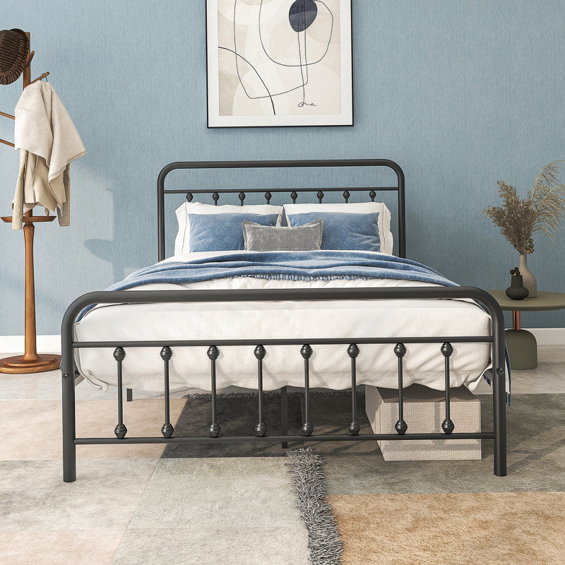 Base de lit plateforme en métal avec tête de lit et lattes robustes pour un sommeil confortable et paisible