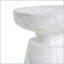 Table d'appoint d'extérieur en travertin Ponti - blanc avec base piédestal et plateau demi-sphère