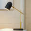 Lampe de table / table de chevet décorative moderne de haute qualité pour hôtel, lampe de table Lumora 110 ~ 120V