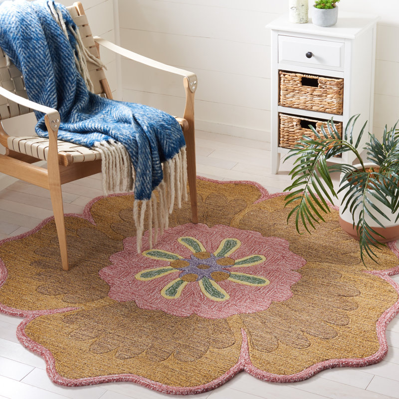 Mallina Novelty Hand Tufted Wool/Cotton with Cotton Backing Floral Rug in Gold/Pink, Round 4'