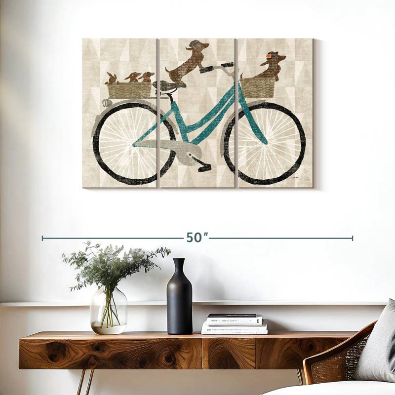 Brampt Doxie Ride, 24" H x 38" W