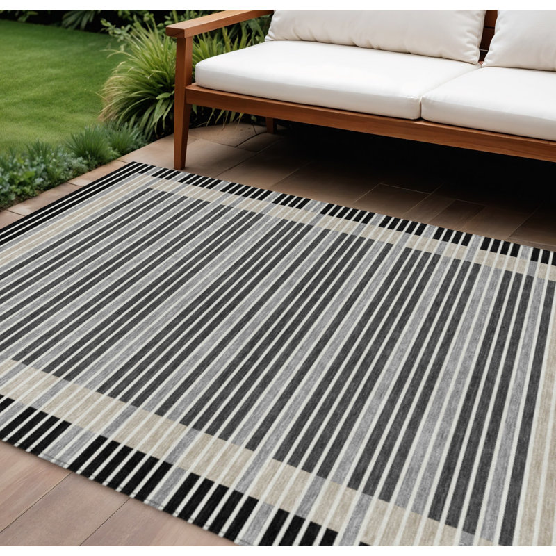 Tapis extérieur lavable rayé noir et beige 10 pi x 14 pi, Rectangle 10 pi x 14 pi