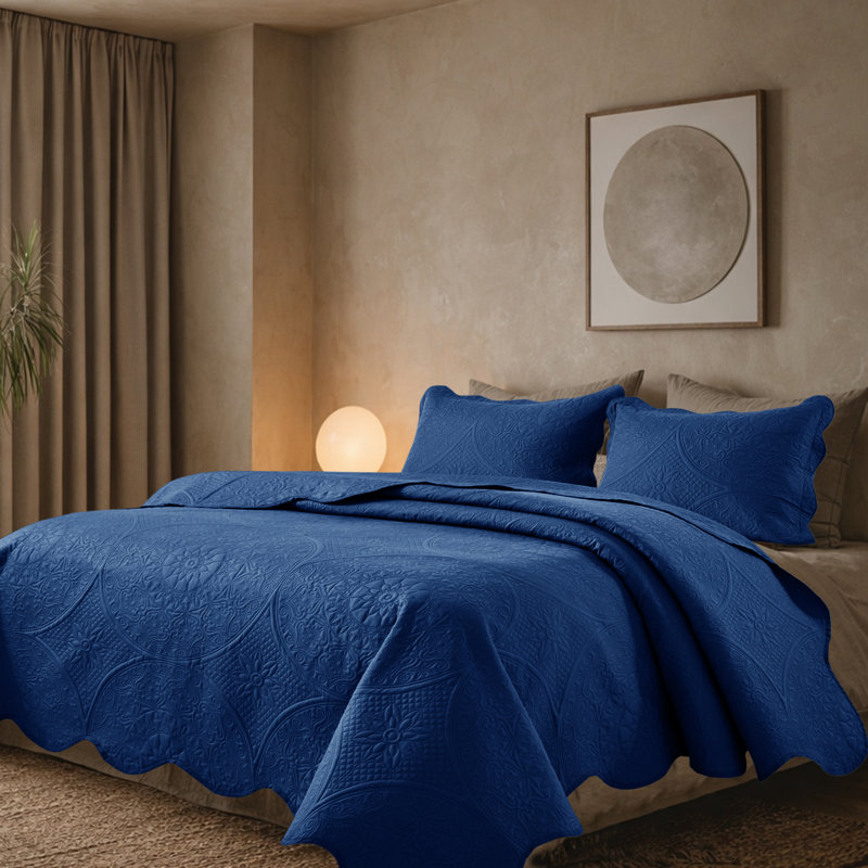 Ensemble de couvre-lit matelassé en microfibre à motif floral, Marine, Grand couvre-lit / couvre-lit + 2 taies d'oreiller