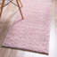Tapis rose-1689809179