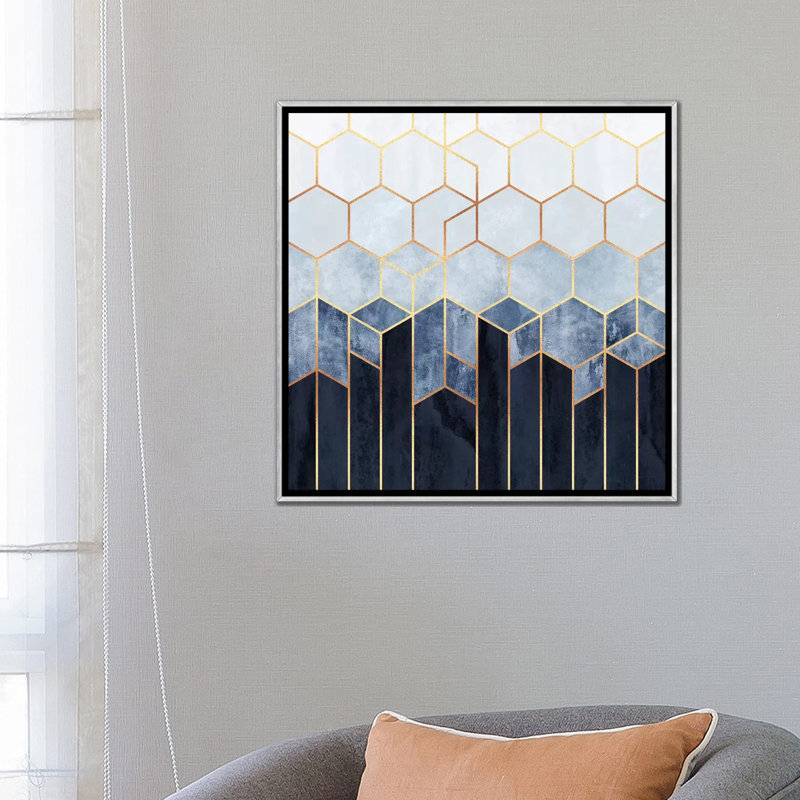 « doux blue hexagones » par elisabeth fredriksson-print, H 26 po x l 26 po x P 1,5 po, Toile avec cadre argenté