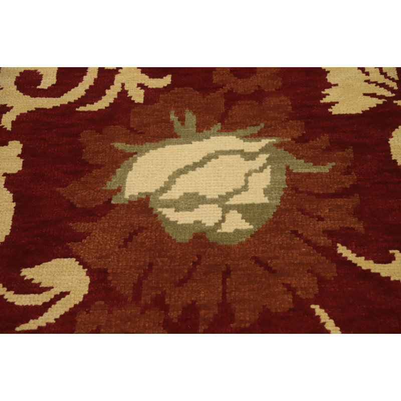 Tapis indien rouge à motif floral 7 x 10