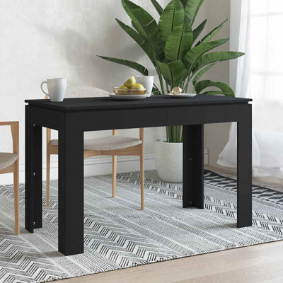 Aatos Dining Table
