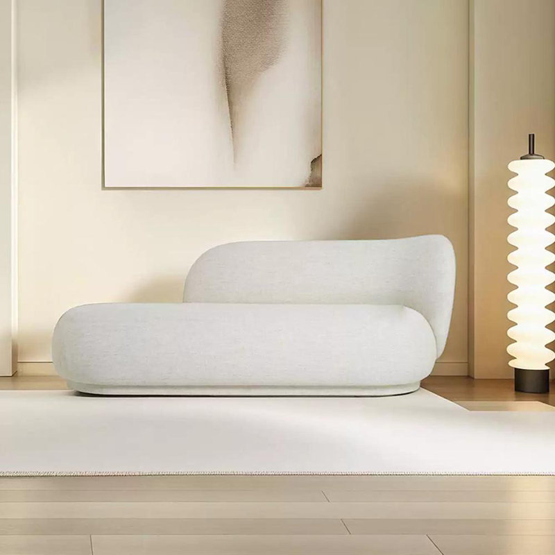 Chaise luxueuse en bois massif d'eucalyptus clair, Orienté à droite