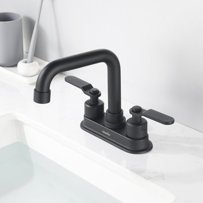 Centerset 2-Handle Bathroom Faucet with Drain Assembly