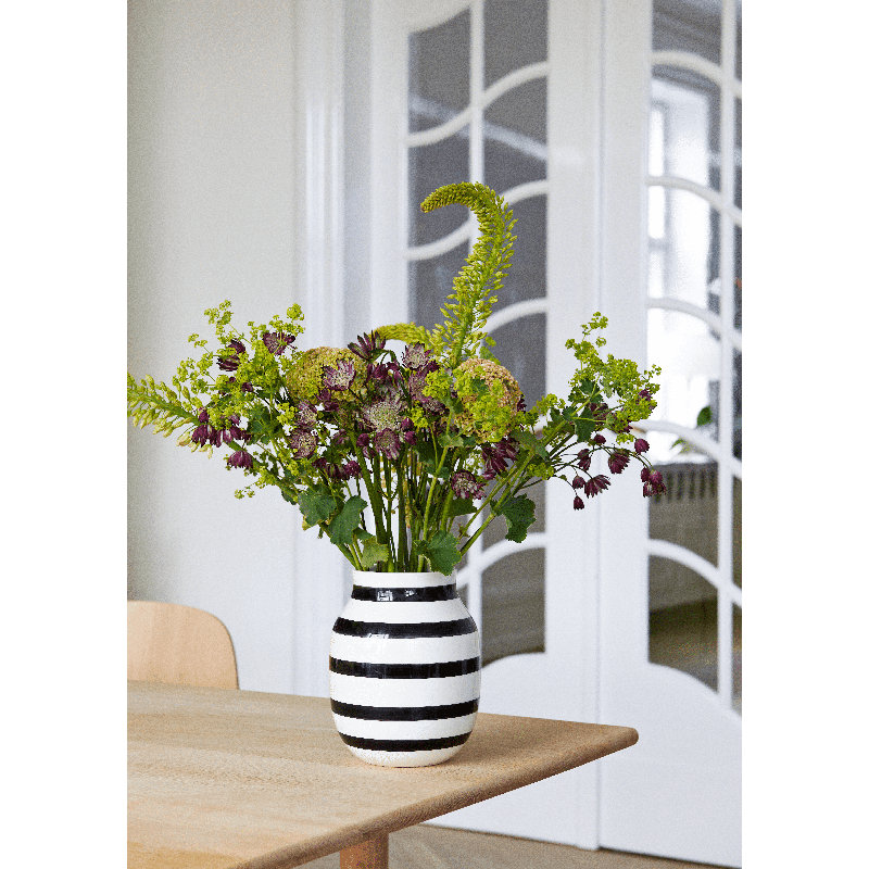 Omaggio Earthenware Table Vase, 7.9" H x 6.3" W x 6.3" D, White/Black