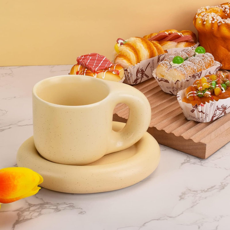 Fat handle ceramic cup set