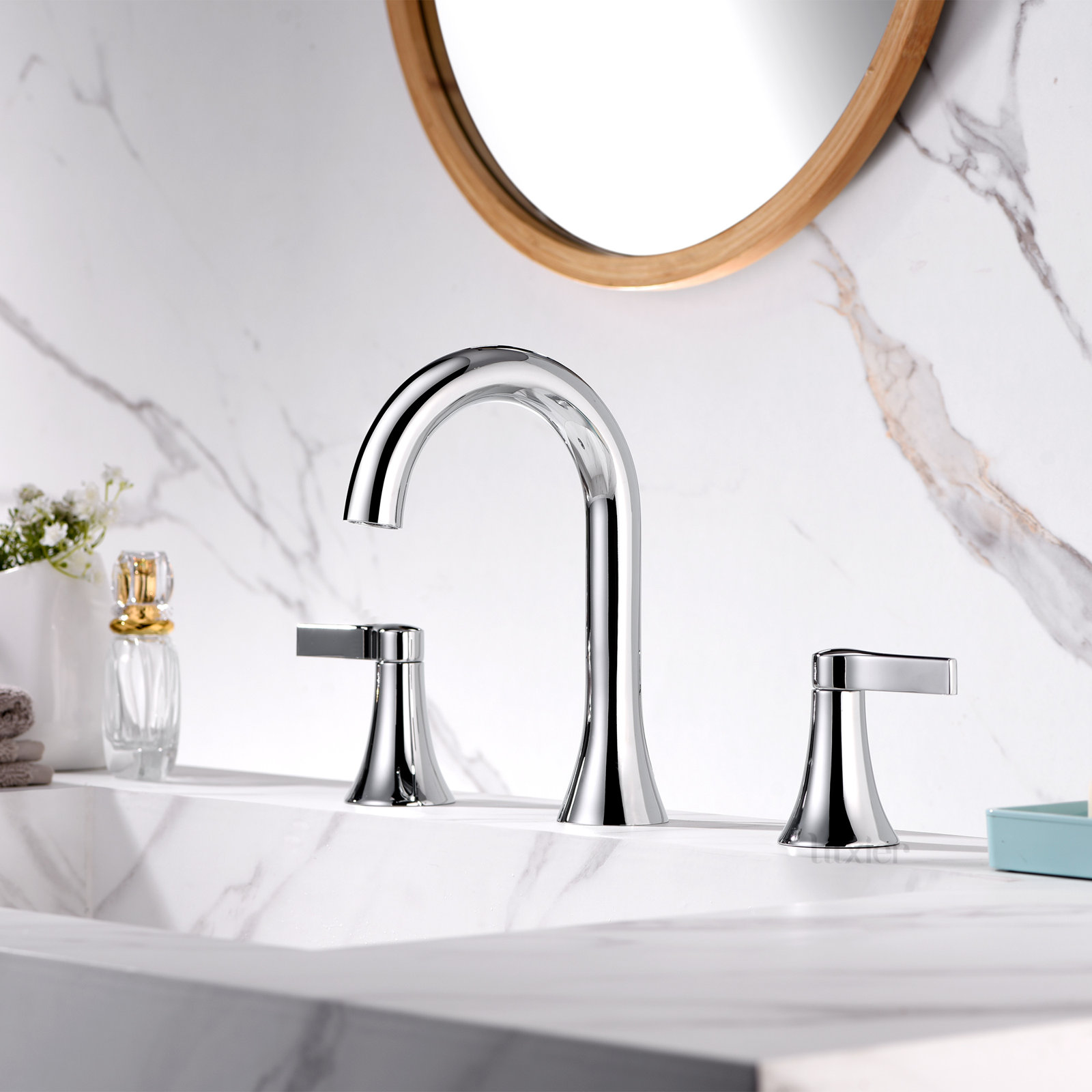 Widespread Bathroom Faucet with Drain Assembly, Chrome