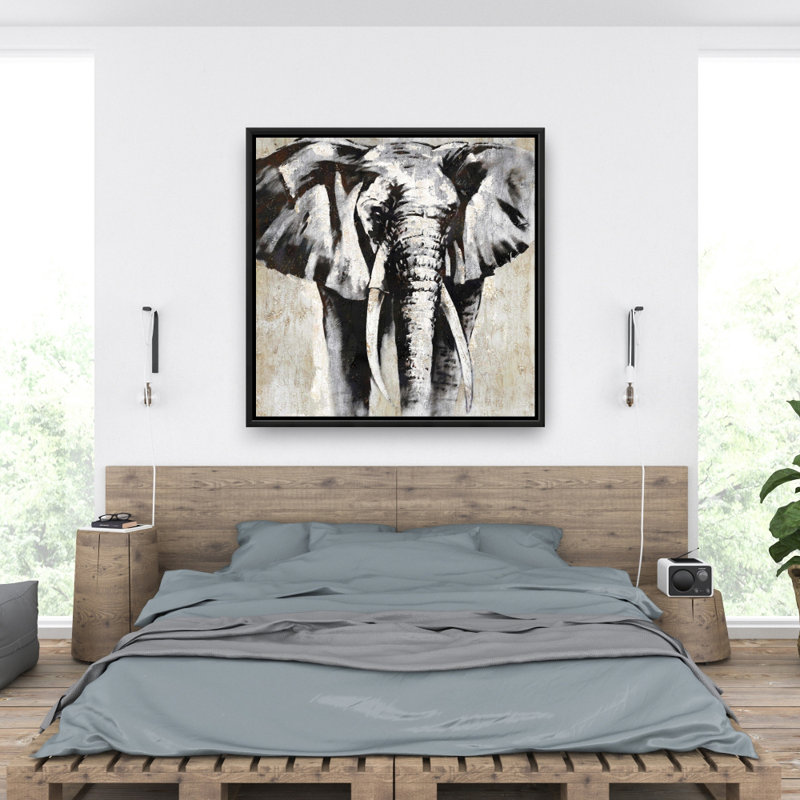 " Grayscale Elephant "