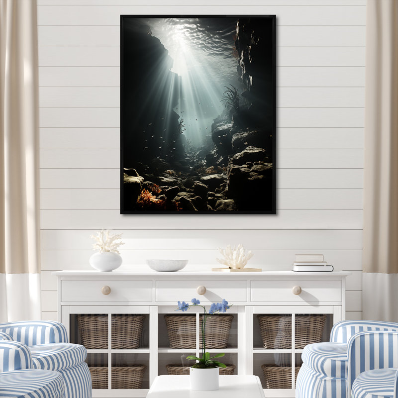 Rêve côtier sous-marin - salon d'art mural plage et océan, Cadre flottant noir, 32" H x 24" W