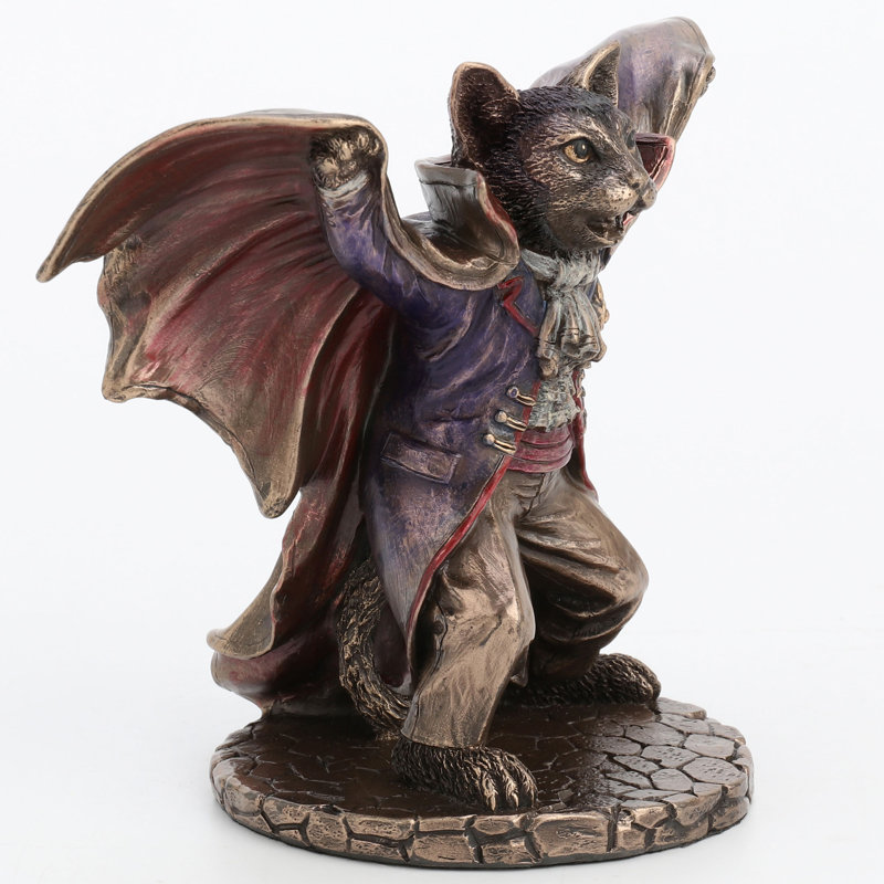Chat vampire en position chauve-souris, 14,5 cm (5,71 po), résine de polyuréthane, Mauve
