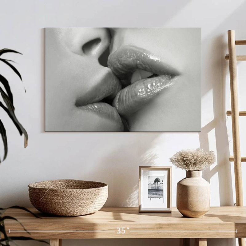 Hardie Kissing Lips, H 8 po x l 12 po