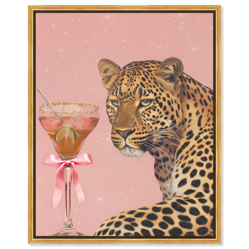 «Leopard and Drink Canvas», art mural Glam par Art Remedy, H 37 po x l 31 po, Cadre flottant doré