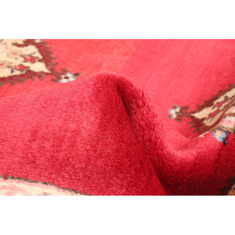 Tapis rouge Kayseri 2 pi 9 po x 6 pi 7 po