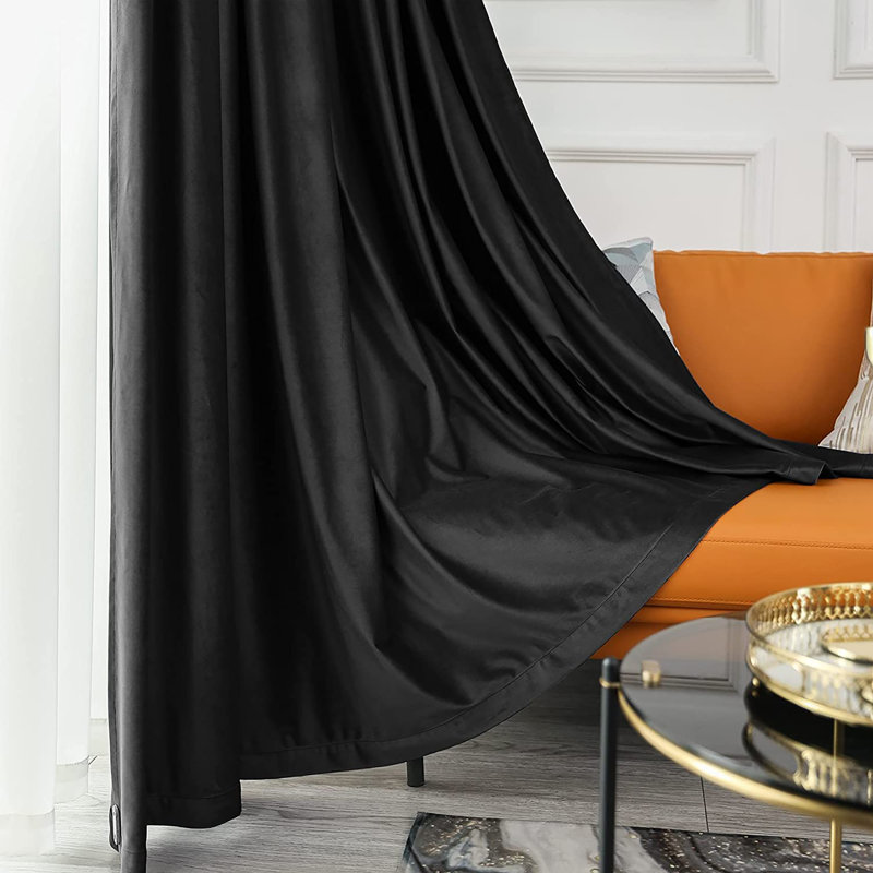Paire de rideaux occultant et isolant de couleur unie avec œillets, L 52 po x L 63 po, Noir