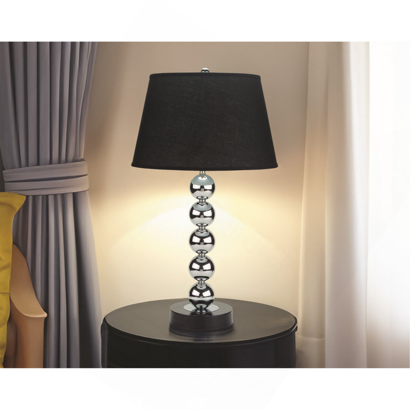 Lampe de table moderne et élégante avec sphères réfléchissantes Catch The Eye