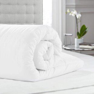 Comfy Tex Premium Luxurious 100% Soft Silky Microfibre Feels Like Down  Duvet Quilt All UK Sizes And Togs by Feathers & LinenS (Super King 4.5 TOG)  : : Home & Kitchen