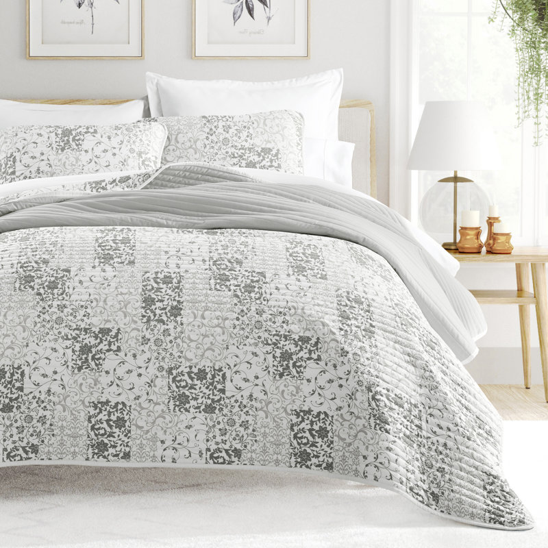 Ensemble de courtepointe réversible Becky Cameron, Gris clair, Courtepointe simple + 1 taie décorative standard