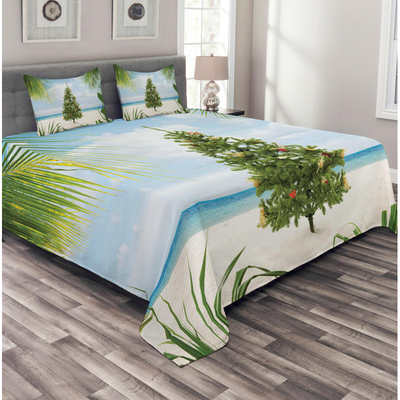 Traditional Polyester Coverlet, Queen Coverlet + 2 Shams