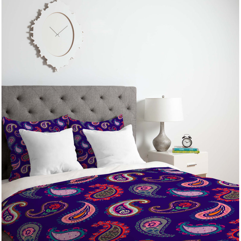 Pimlada Phuapradit Traditional Polyester Paisley Duvet Cover, Queen Duvet Cover