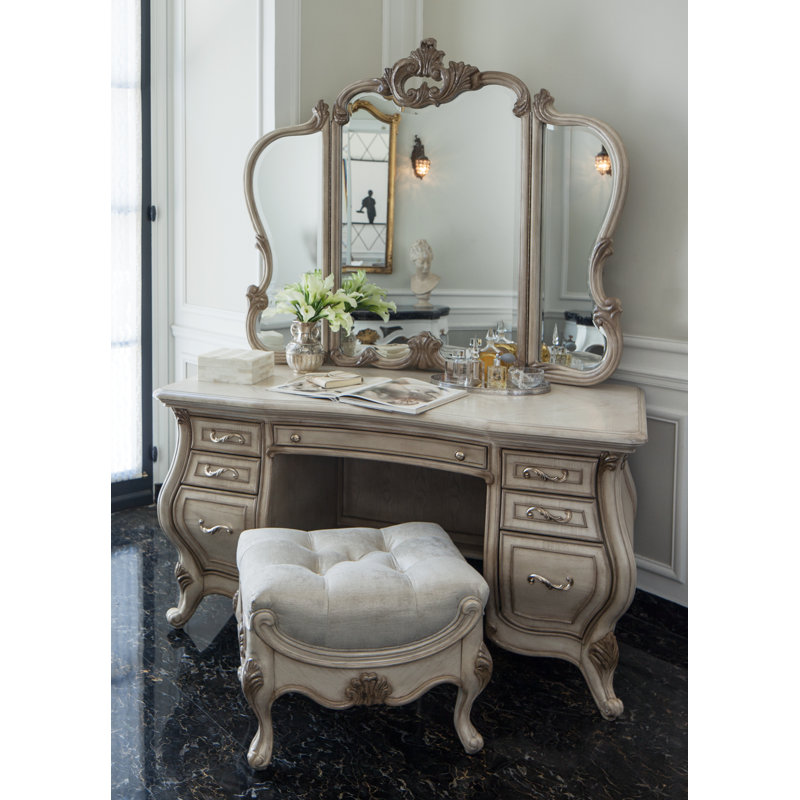 Platine De Royale Vanity