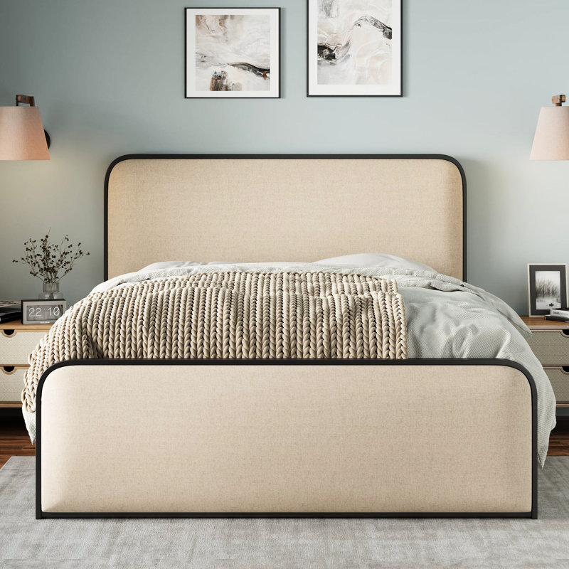 Lit très grand moderne, tête de lit tapissier beige et structure en métal de taille option de rangement sous le lit avec lattes incurvées robustes, beige