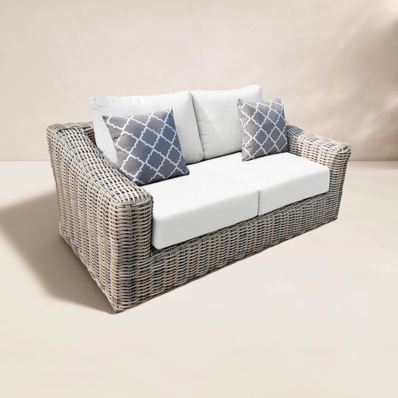 Chamois Sommer Loveseat with Cushions, White