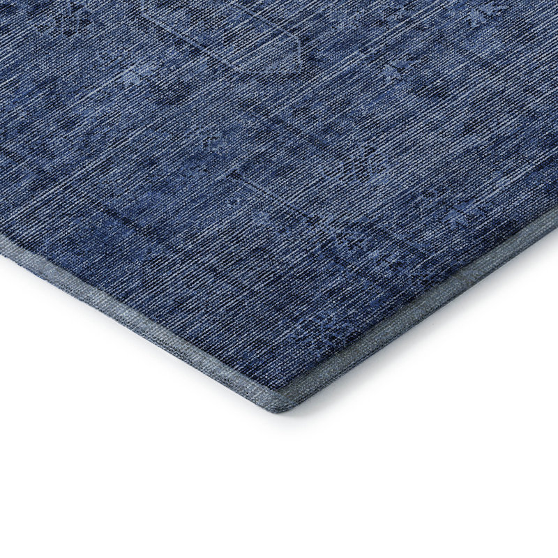 Tapis bleu marine de qualité supérieure lavable à la machine Prisco, Rectangle 1 pi 8 po x 2 pi 6 po
