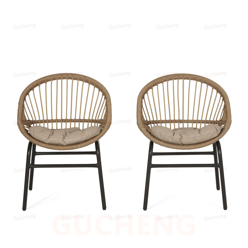 Ensemble de 2 chaises de salle à manger élégantes en osier Boho avec structure en métal et coussins résistants à l'eau pour l'extérieur