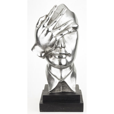 Figurine / Sculpture Decorative Object