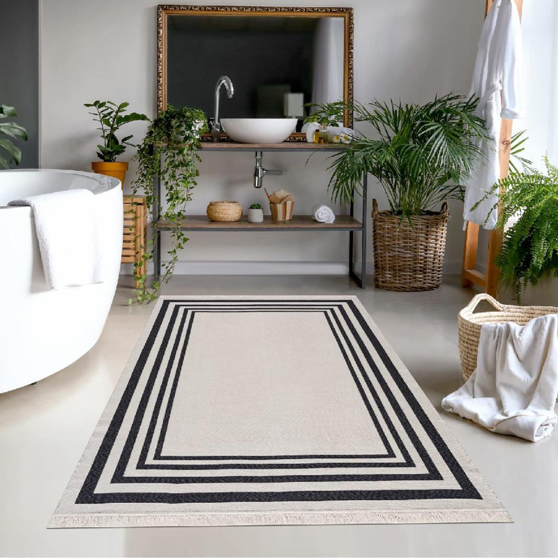 Tapis noir / blanc en coton tissé à la machine Argjentina, Rectangle 4 pi x 5 pi 11 po