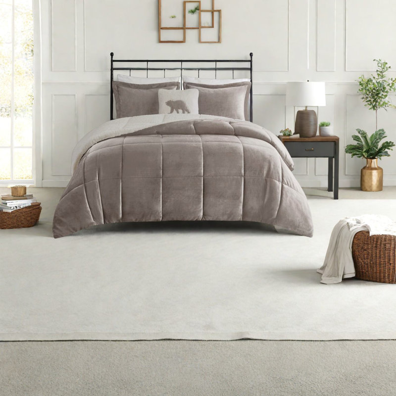 Cozy Plush Sherpa Bedding Sets, Polyester Comforter, Cabin Retreat Style