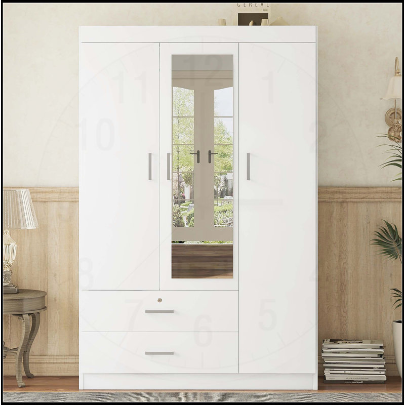 Armoire à miroir spacieuse à 3 portes avec tablettes pour une organisation soignée
