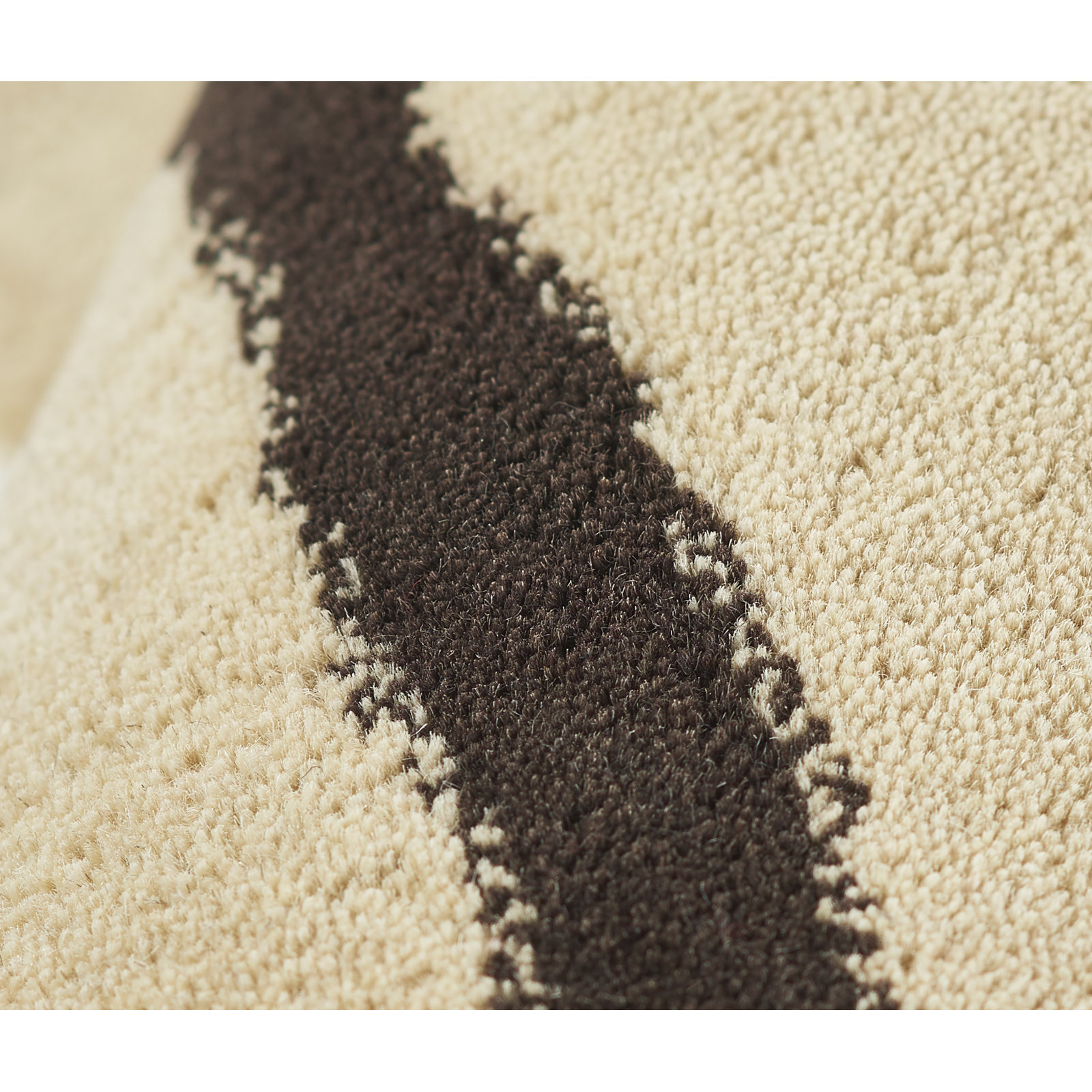 Austin Ivory Brown Hand-Tufted Wool Rug, Rectangle 2' x 3'