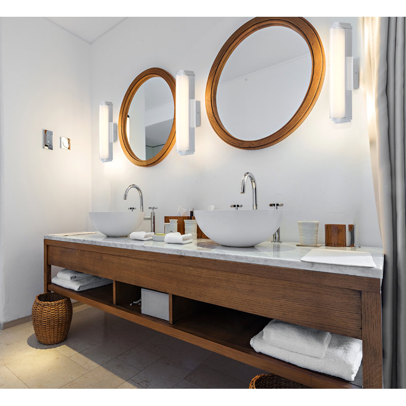 Ray Dimmable Bath Bar