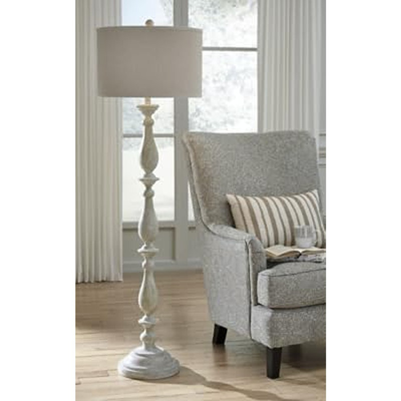 Lampe sur pied traditionnelle 62 po Ogden