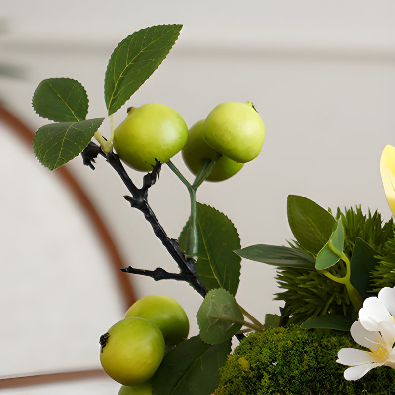Ornements de fleurs simulées