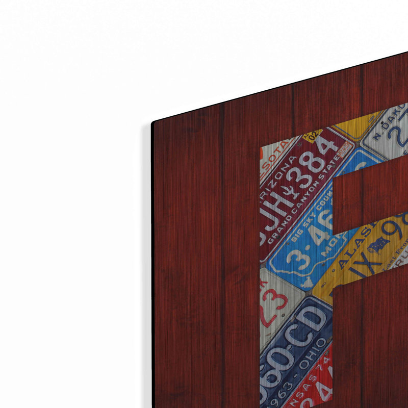 «F» par Design Turnpike, H 12 po x l 12 po