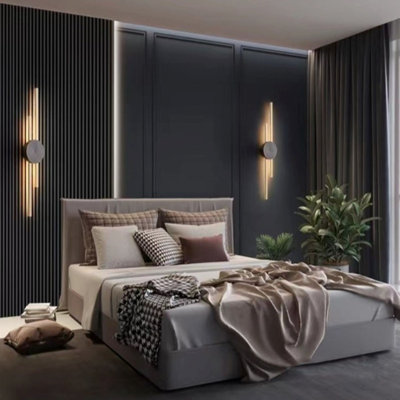 Elles Minimalist Light Sconce Dimmable