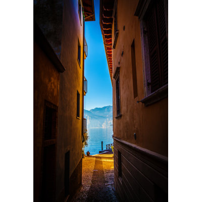 «Cheire Narrow Street's Aperture» par Lucafabbian