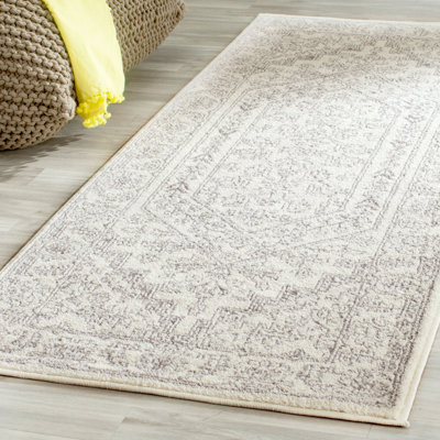 Stromsburg Oriental Area Rug